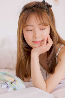 大哥的女人完整视频在线观看免费